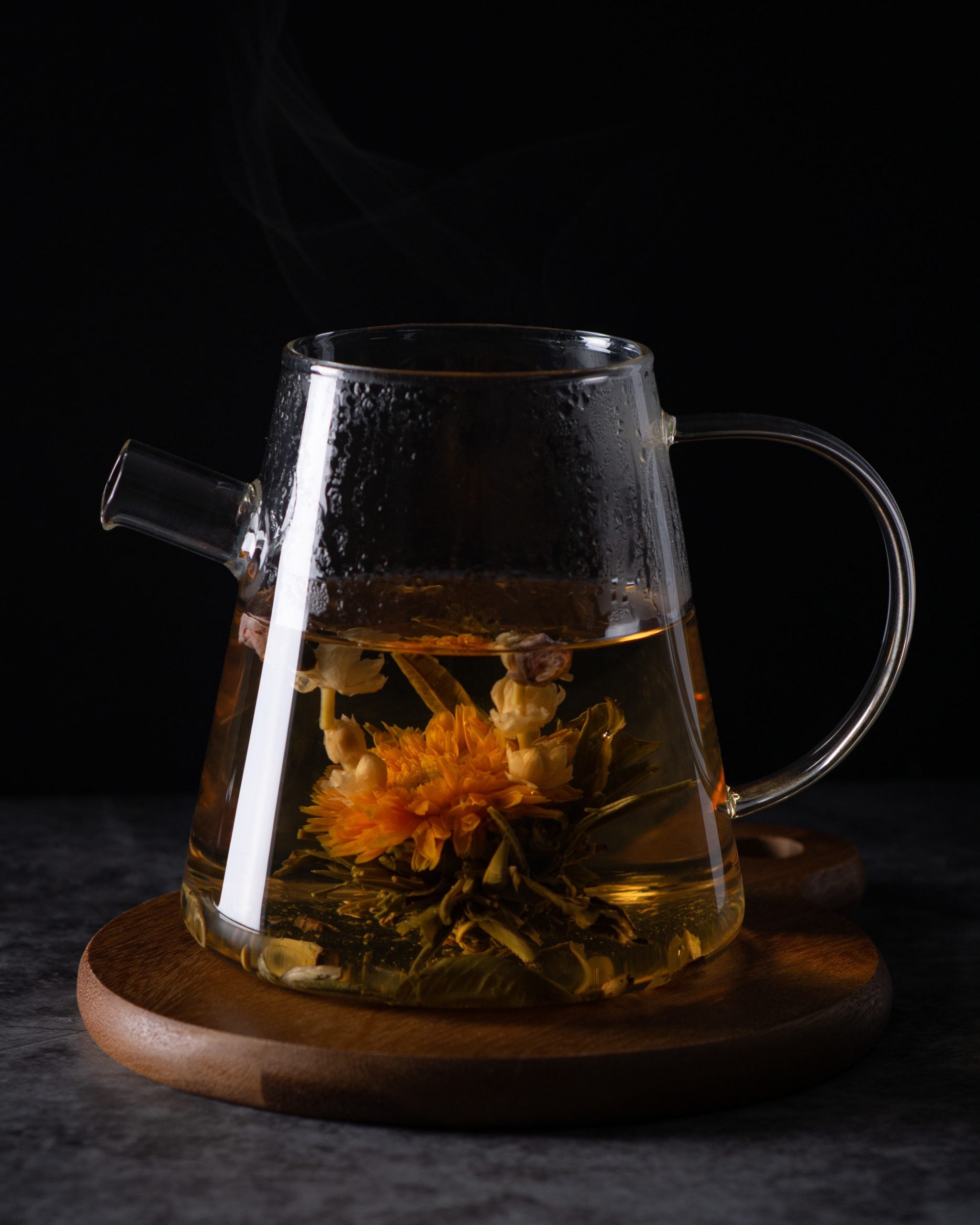 Three Decades of Loose-Leaf Craft